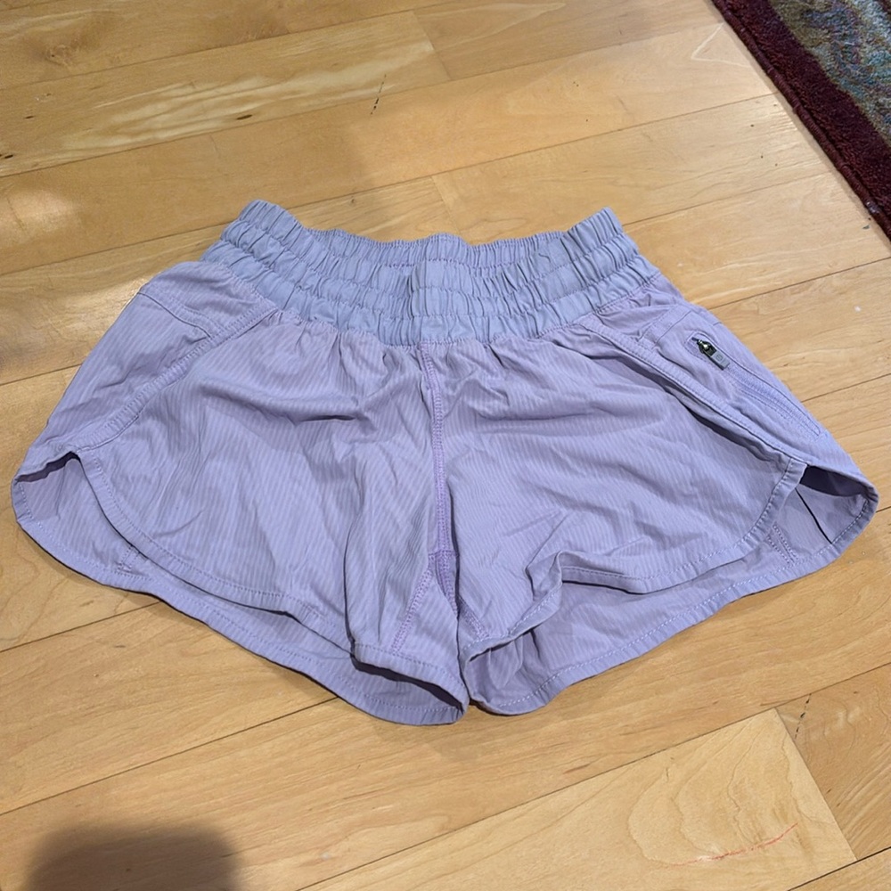 Lululemon small lilac shorts